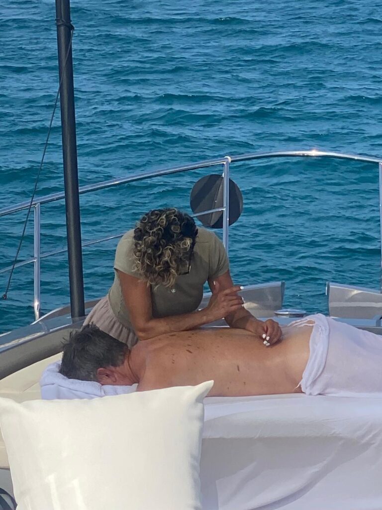 masajista en barco ibiza
